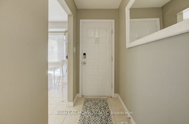 34 Langston Dr, House attached with 5 bedrooms, 3 bathrooms and 2 parking in Brampton ON | Image 4