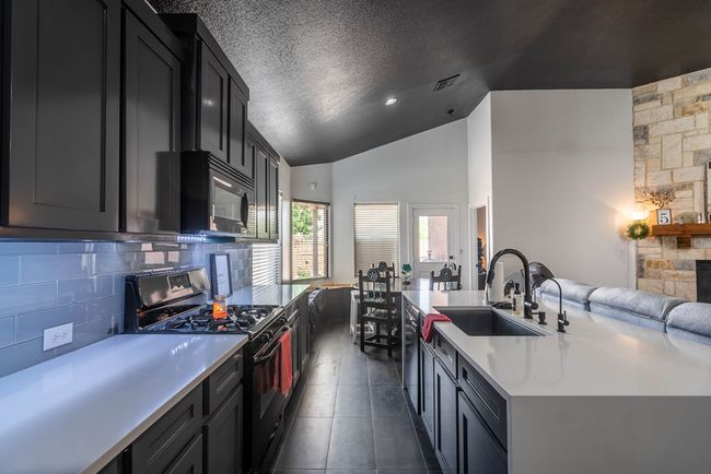 804 Gallantry Ln, House other with 4 bedrooms, 2 bathrooms and 2 parking in Midland TX | Image 10