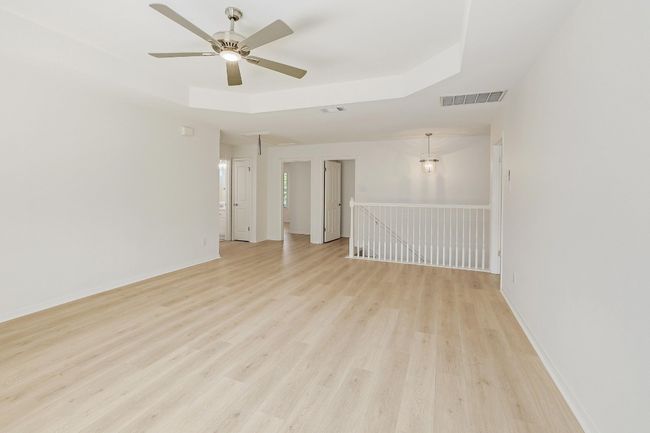 Spacious game room on the second floor | Image 17