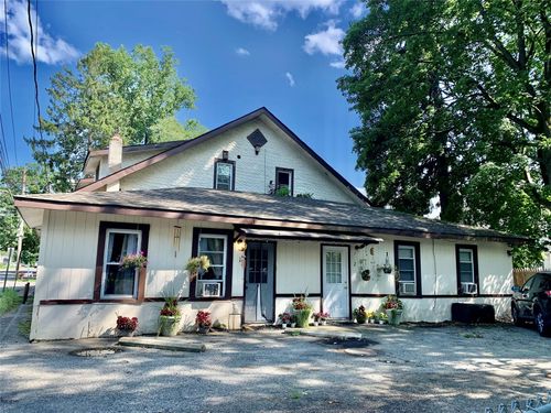 65 Windermere Ave, Greenwood Lake, NY, 10925-2106 | Card Image