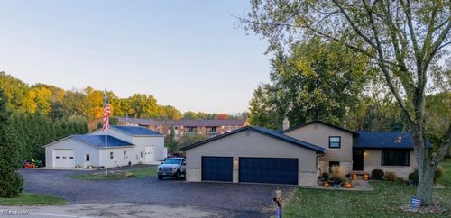 5963 Fohl Rd Sw, Navarre, OH, 44662-9177 | Card Image