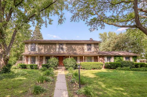 6S503 Bridlespur Dr, Naperville, IL, 60540-5928 | Card Image