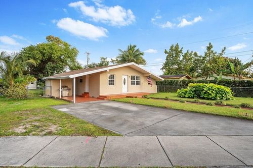 6528 Pines Parkway, Hollywood, FL, 33023 | Card Image