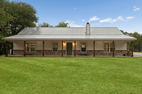 1382 Rogers Rd, Newark, TX, 76071-3711 | Card Image