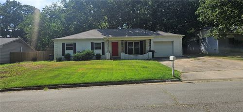 2117 Briarwood Avenue, Fayetteville, AR, 72703 | Card Image