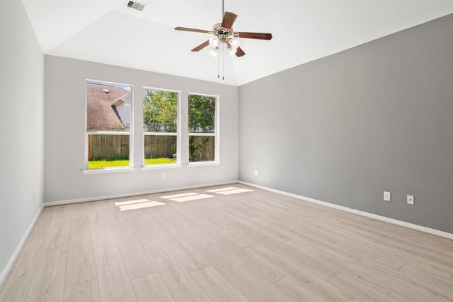 17303 Lassen Forest Ln, House other with 5 bedrooms, 4 bathrooms and 2 parking in Humble TX | Image 20