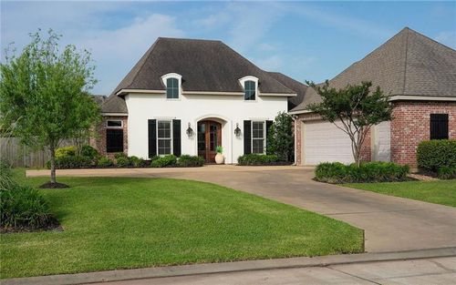 6005 Settlers Dr, Alexandria, LA, 71303-6008 | Card Image