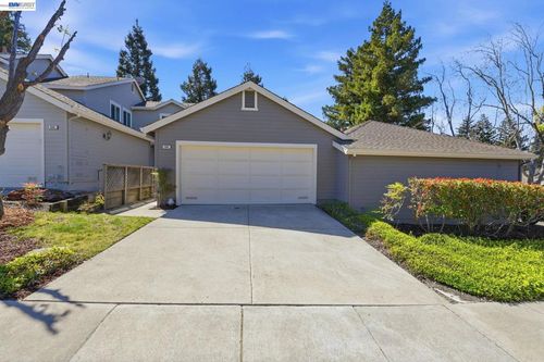 664 Praderia Cir, Fremont, CA, 94539-6316 | Card Image