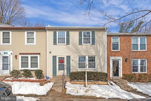 9920 Oakdale Woods Ct, Vienna, VA, 22181-6086 | Card Image