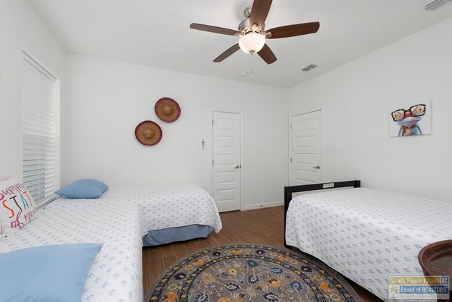 A - 212 W Acapulco St, Townhouse with 3 bedrooms, 3 bathrooms and 2 parking in South Padre Island TX | Image 21