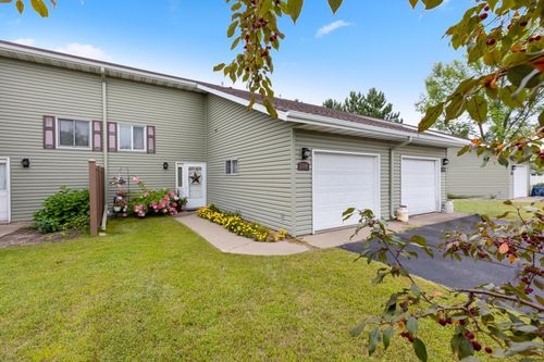 2306 Hillcrest Dr, Brainerd, MN, 56401-5515 | Card Image