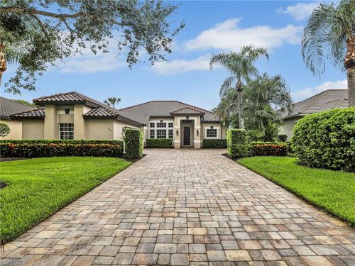 8983 Mustang Island Cir, NAPLES, FL, 34113-1648 | Card Image