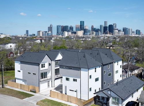 3217 Reeves St, Houston, TX, 77004-3518 | Card Image