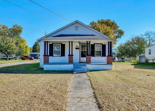 216 Wilson St, Salem, VA, 24153-3524 | Card Image