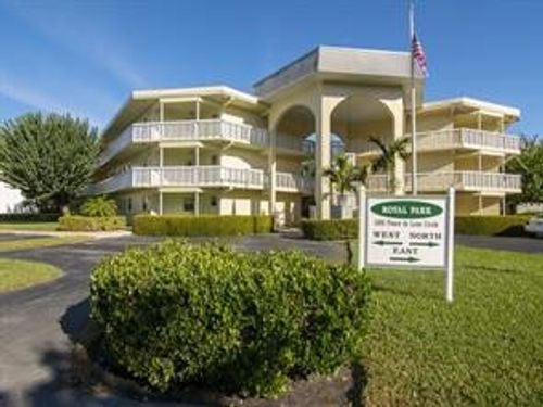 apt-e307-1100 Ponce De Leon Cir, Vero Beach, FL, 32960-5373 | Card Image
