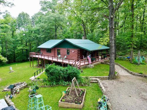 8601 9 Mile Ridge Rd, Hardy, AR, 72542-8920 | Card Image