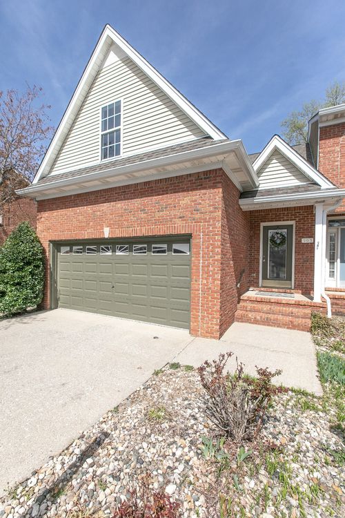 303 Calumet Trce, Murfreesboro, TN, 37127-6320 | Card Image