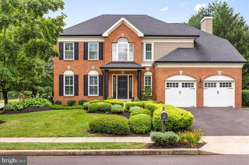 823 Yearling Dr, NEW HOPE, PA, 18938-5810 | Card Image