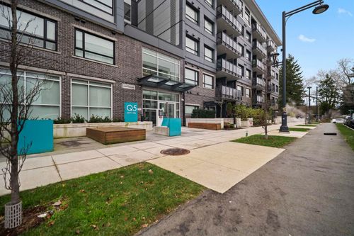 405-10777 138 St, Surrey, BC, V3T0T5 | Card Image