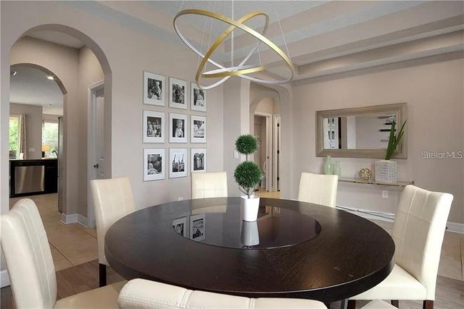 Formal Dining/Sitting Room | Image 10