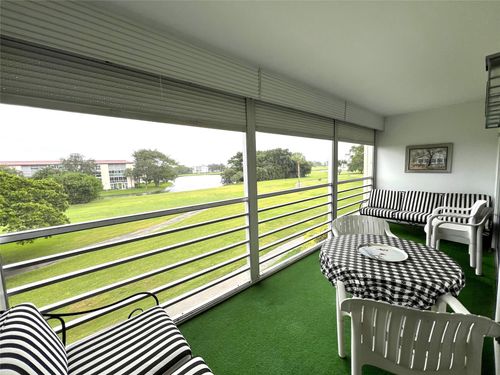 apt-e3-2902 Victoria Cir, Coconut Creek, FL, 33066-1311 | Card Image
