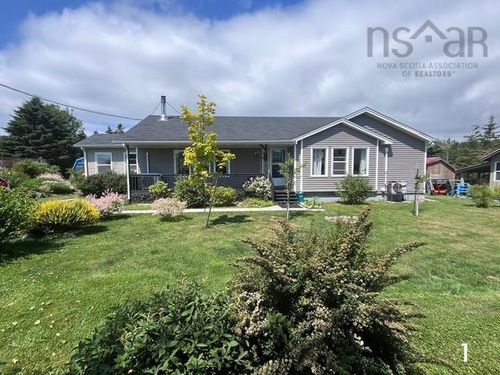 81 Brighton Rd, Lockeport, NS, B0T1L0 | Card Image