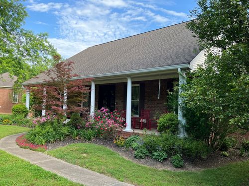 2214 Henpeck Ln, Franklin, TN, 37064-5205 | Card Image