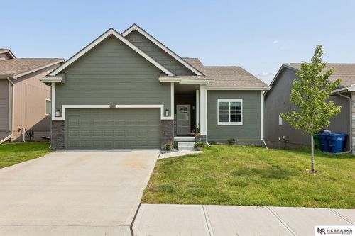7813 N 149 Street, Bennington, NE, 68007 | Card Image