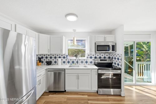 6 Hopkins St, St Augustine, FL, 32084-4011 | Card Image