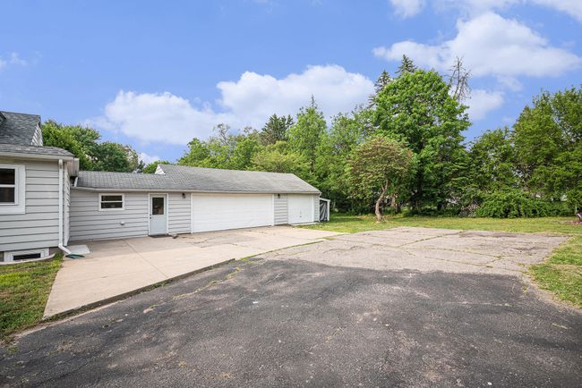 455 10 Th St, House other with 5 bedrooms, 2 bathrooms and null parking in Plainwell MI | Image 38