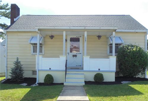 1336 Fairfax St, Allentown, PA, 18103-4210 | Card Image