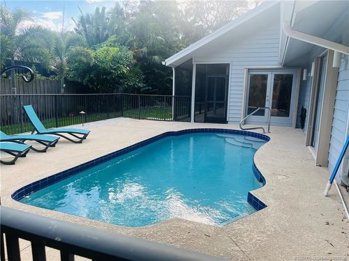 8 Kingston Ct, Stuart, FL, 34996-6331 | Card Image