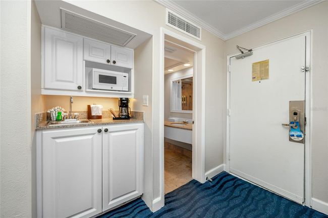 3219 - 5500 Gulf Blvd, Condo with 1 bedrooms, 1 bathrooms and null parking in ST PETE BEACH FL | Image 11