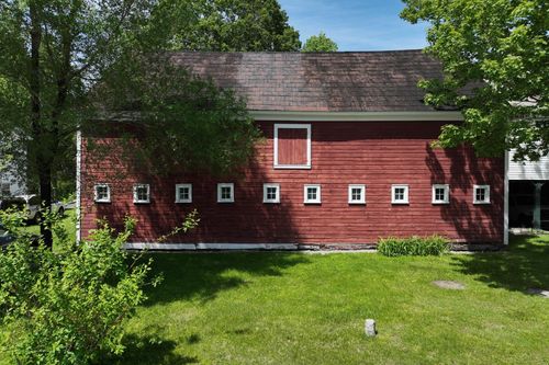 4 Court St, Newfane, VT, 05345-4421 | Card Image