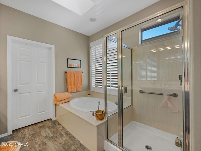 41310 N Clear Crossing Ct, House other with 2 bedrooms, 2 bathrooms and null parking in Anthem AZ | Image 23