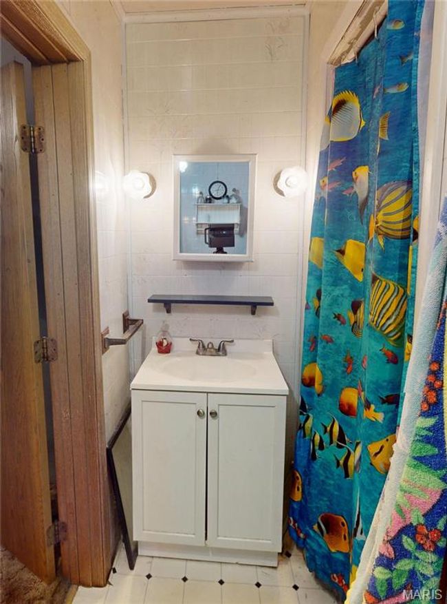 8777 State Route 162, House other with 2 bedrooms, 1 bathrooms and null parking in Troy IL | Image 11