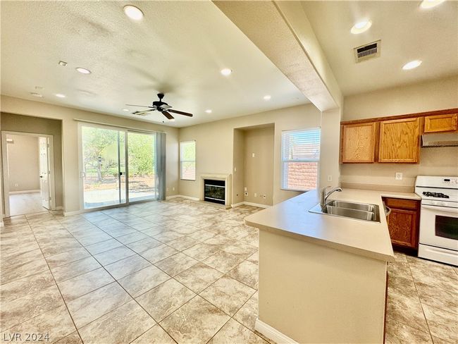 3637 Australian Cloud Dr, House other with 4 bedrooms, 2 bathrooms and null parking in Las Vegas NV | Image 10