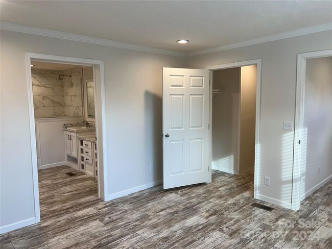 Primary Bedroom | Image 6