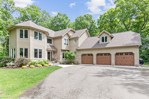 5540 Timber Trl, Independence, MN, 55359-9419 | Card Image