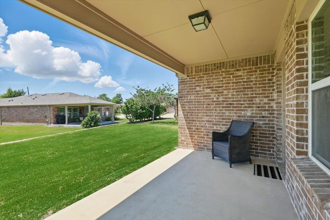 Covered Patio | Image 24