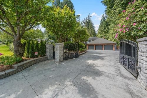 2869 138 St, Surrey, BC, V4P1T6 | Card Image
