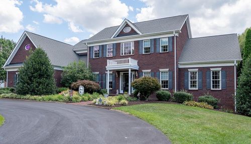 550 Loretto Dr, Wytheville, VA, 24382-2082 | Card Image