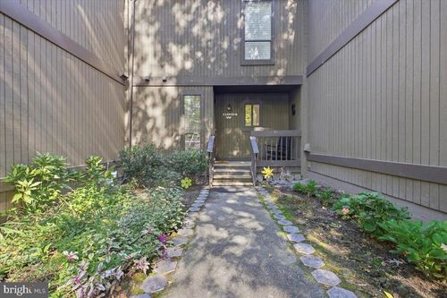 11904 W Briar Patch Dr, Midlothian, VA, 23113-2382 | Card Image