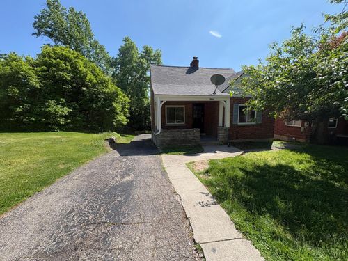 4239 Loubell Lane, Cincinnati, OH, 45205 | Card Image