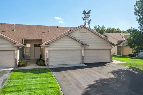 1175 Honeysuckle Ln Se, Cambridge, MN, 55008-1782 | Card Image