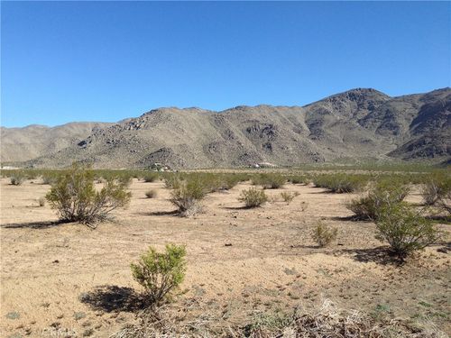 9500 Pumalo Ave, Apple Valley, CA, 92307 | Card Image