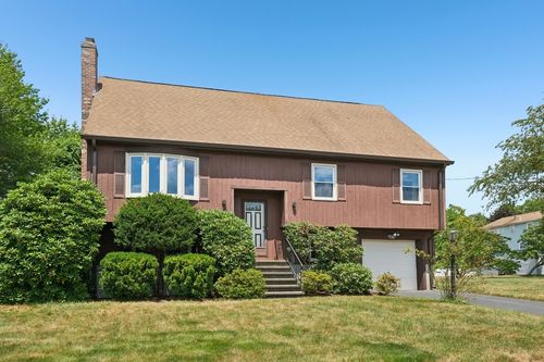 9 Thomas Salamone Cir, Randolph, MA, 02368-3955 | Card Image