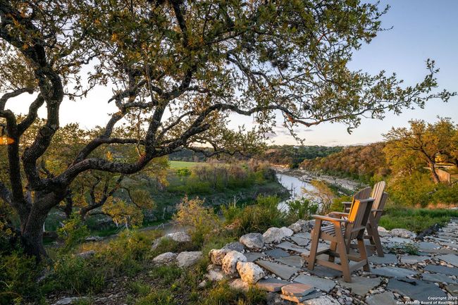 371 River Cliff Pl, House other with 4 bedrooms, 4 bathrooms and null parking in Spring Branch TX | Image 7