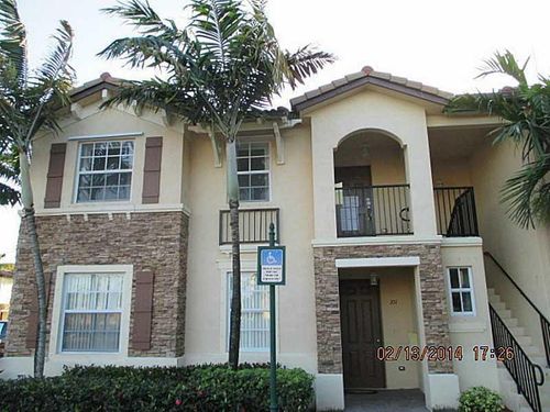 201-1570 Ne 33rd Rd, Homestead, FL, 33033-6170 | Card Image