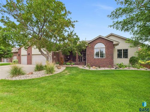 6312 S Limerick Cir Circle, Sioux Falls, SD, 57108 | Card Image